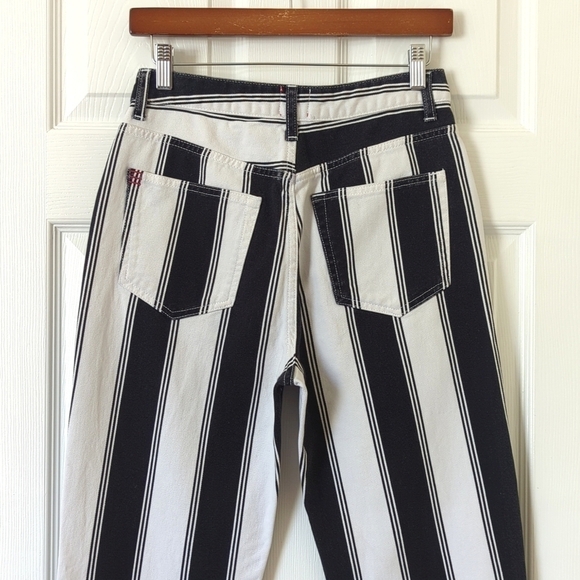 BDG Urban Outfitters Striped High Waisted Tapered Leg Mom Jeans Black White 26 - Picture 5 of 15